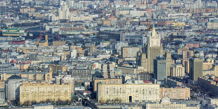 Сергей Собянин утвердил индексацию социальных выплат в Москве
