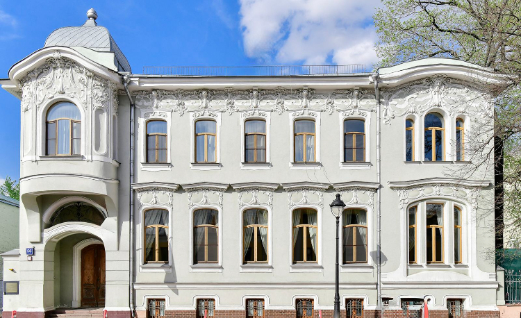 Главный дом усадьбы Якова Рекка в Москве ждет реставрация