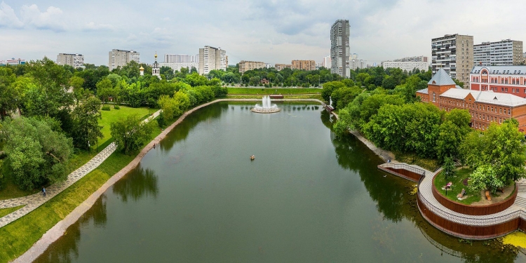 Роспотребнадзор опубликовал результаты проверки воды в московских водоемах