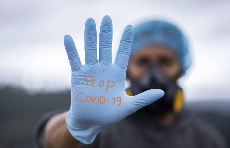 Комендантский час из-за COVID-19 в Нидерландах продлят до 3 марта