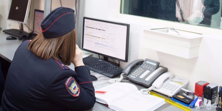 Более 1,1 тыс единиц алкоголя изъяли из незаконного оборота в кафе в Басманном районе