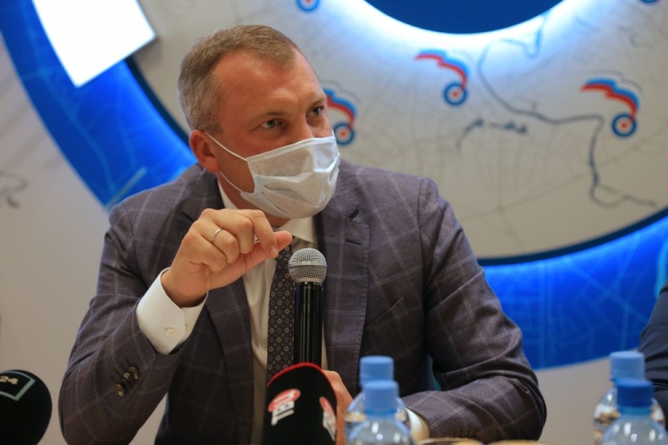 Евгений Попов: «Нужно наказывать тех, кто покушается на «лёгкие» нашей столицы»
