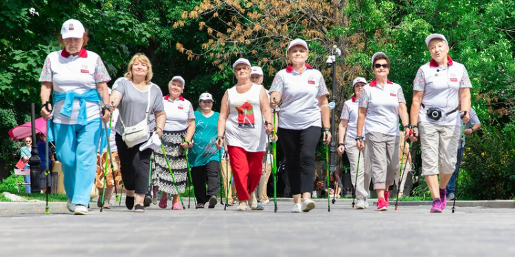 Сенатор Святенко: Столичные проекты для старшего поколения помогают пенсионерам сохранять активность