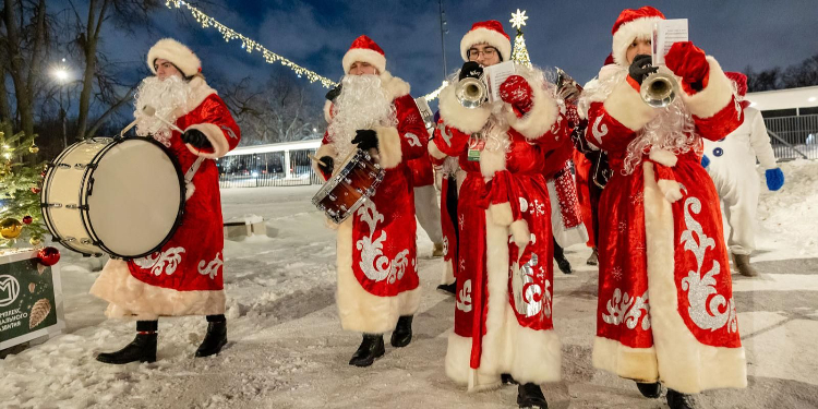 Бесплатный каток-кинотеатр откроется рядом с Дворцом пионеров на Воробьевых горах 21 декабря
