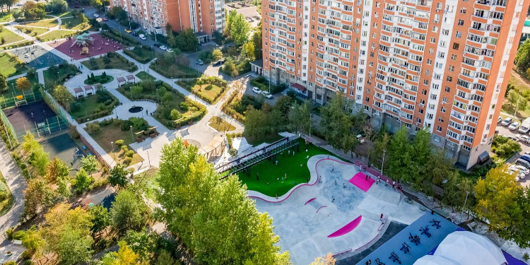 Собянин: Девять общественных пространств благоустроили в ЮВАО в этом году