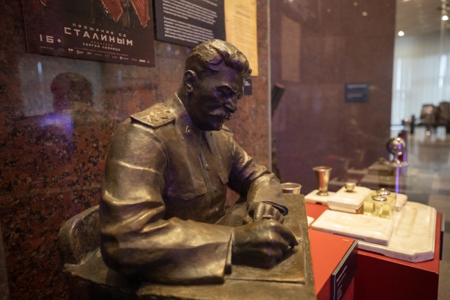 В музее Победы на Поклонной горе начала работу новая выставка, посвященная Сталину