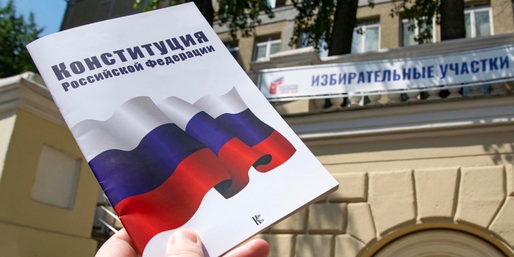 Дмитрий Реут: Участки для голосования по Конституции открылись в Москве