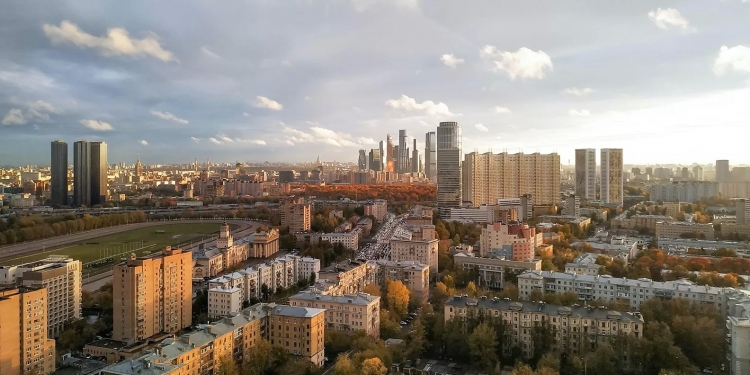 Тепло, но дождливо: прогноз погоды на ближайшие дни
