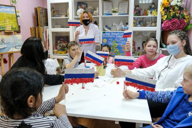 Любовь к Родине: в клубе «Можайка» отметили День России
