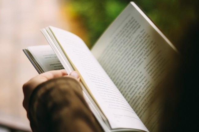 Жителей ЗАО приглашают присоединиться с 17 июня к акции «Списанные книги»