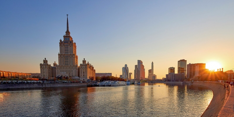 Участок набережной Тараса Шевченко станет пешеходным по выходным с 13 августа