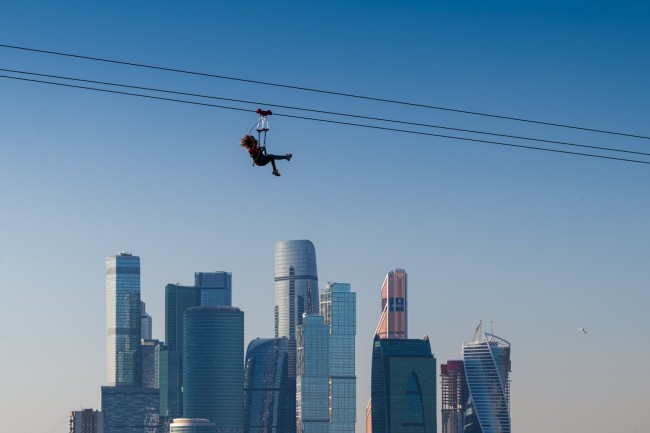 Воздушной трассе Zipline на Воробьевых горах 8 августа исполнился один год