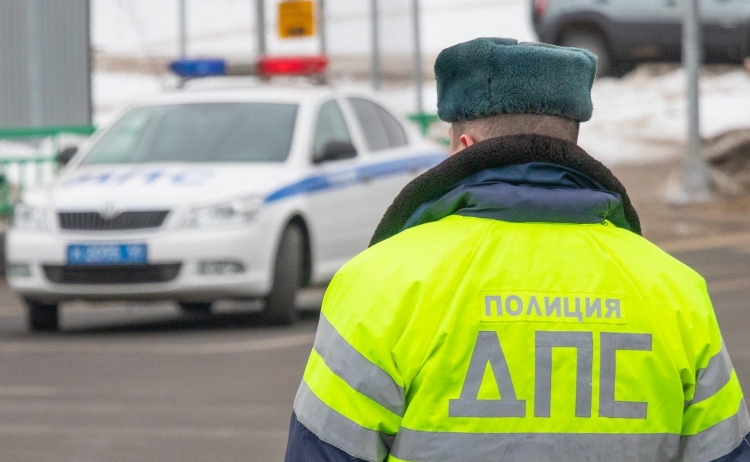 Инспектор ДПС из Раменок помог доставить женщину в роддом