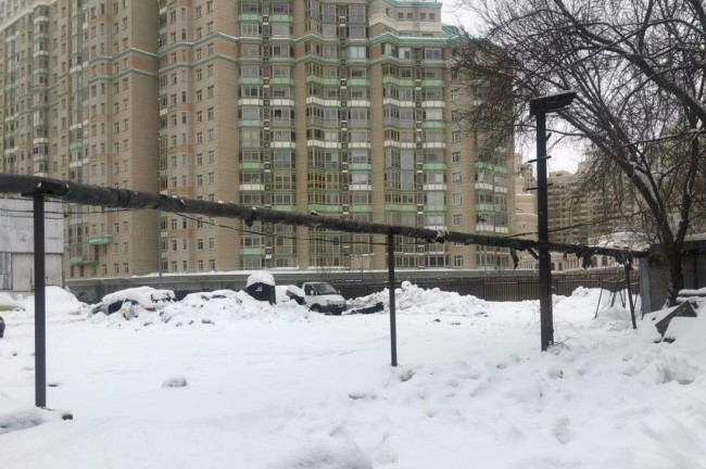 В Раменках произвели демонтаж незаконного самостроя