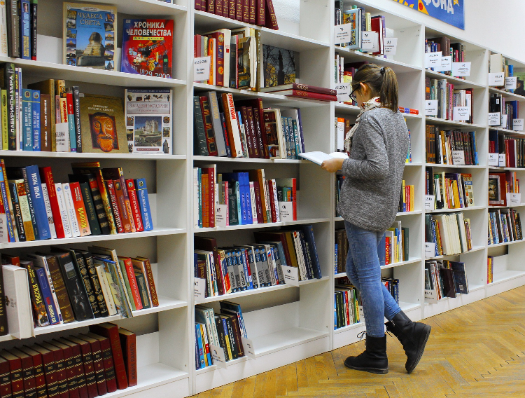 В библиотеках Западного округа пройдет День возвращенной книги
