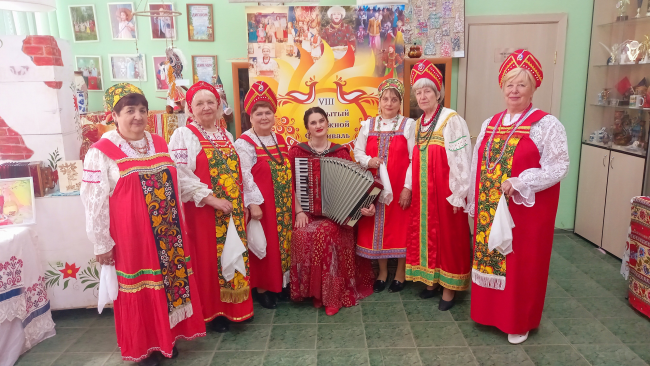Ансамбль «Матвеевские бабульки» стал победителем фестиваля «Ярмарка народных талантов»