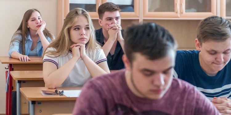 Поступайте правильно. В вузах и колледжах ЗАО стартовала приёмная кампания