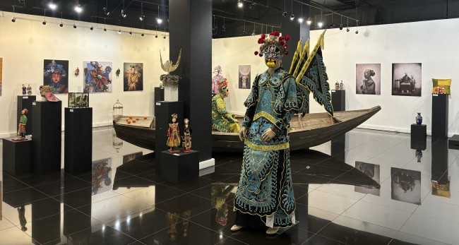 Куклы Китайской оперы, театра теней, марионетки. В Галерее Давыдково проходит ежегодный фестиваль-выставка