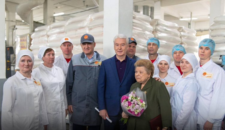 Собянин сообщил о росте объема промышленного производства в Москве за полгода