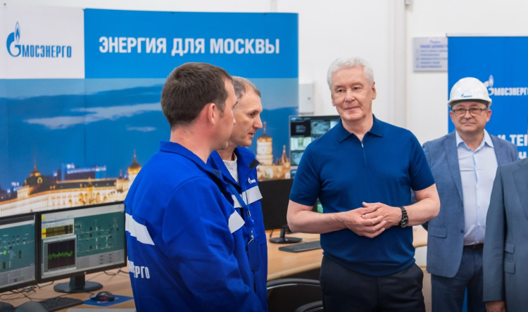Собянин рассказал о вкладе московских энергетиков в развитие города