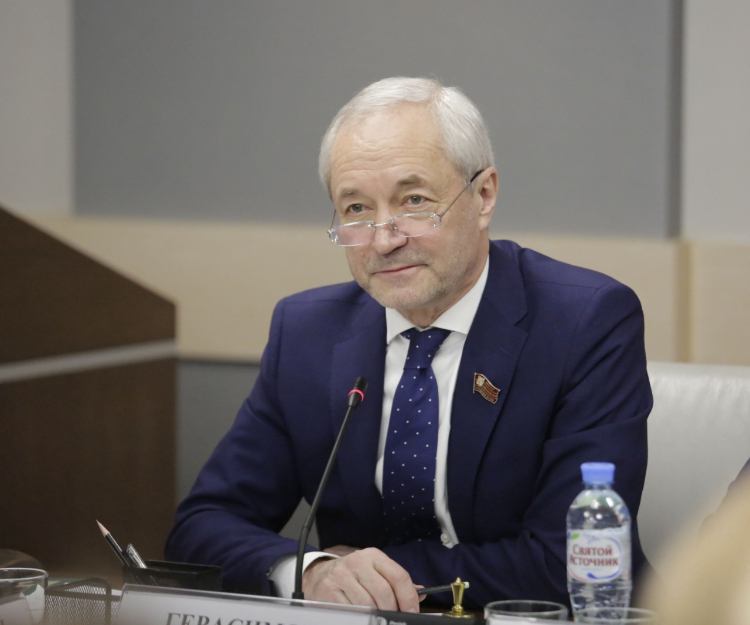 Евгений Герасимов поддержал решение Путина о выдвижении для участия в выборах