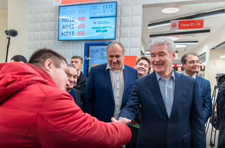 Собянин рассказал о развитии центров госуслуг «Мои документы»