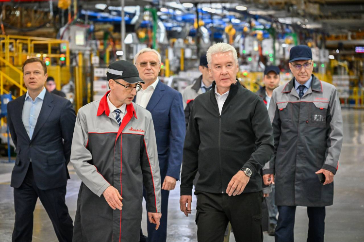 Собянин:  Автомобили «Москвич» будут собирать по технологии полного цикла