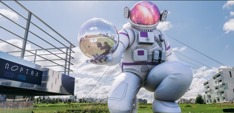 На форуме-фестивале «Москва 2030» открылась масштабная выставка арт-объектов