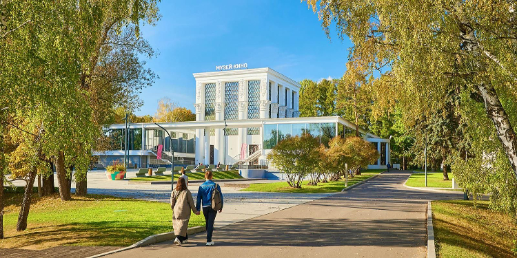 Участники СВО и их семьи могут бесплатно посетить музейные площадки ВДНХ