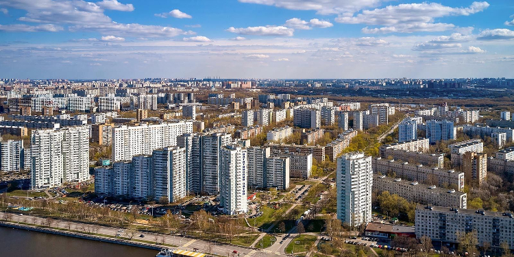 Собянин: более 2,4 тыс. домов будет капитально отремонтировано в 2025 году