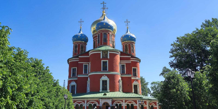 Собянин: в Москве идет реставрация почти 500 объектов культурного наследия