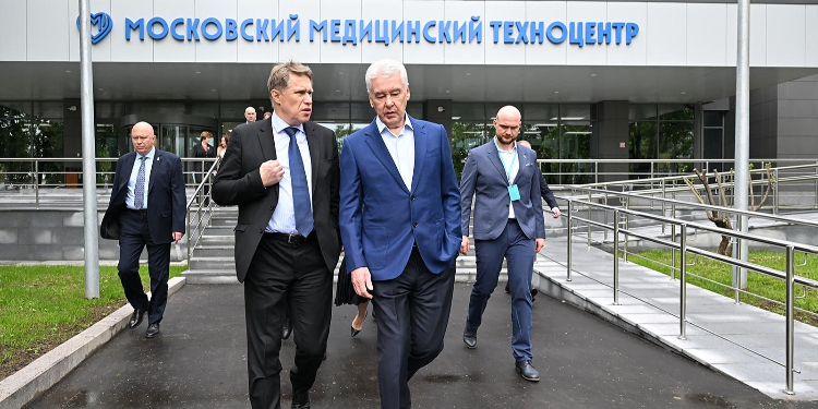 Собянин и Мурашко открыли Московский медицинский техноцентр