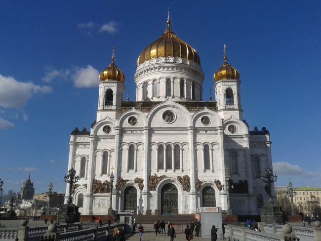Мощи святых покровителей брака Петра и Февронии привезут в Москву