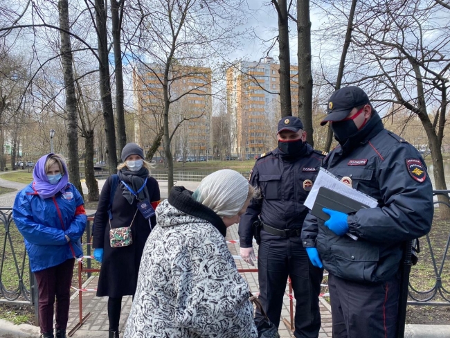 Активисты ЗАО провели спецрейд по выявлению нарушителей режима самоизоляции в Можайском районе