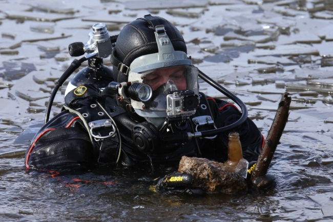 Водолазы обследовали водоёмы московских зон отдыха