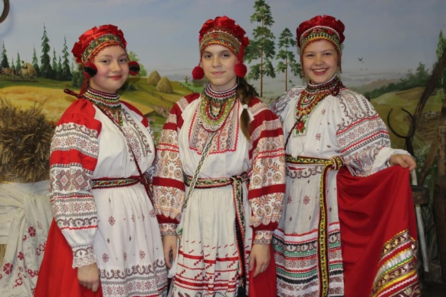 “Мода от народа”. Конкурс для начинающих модельеров и моделей проходит в центре досуга “Астра”