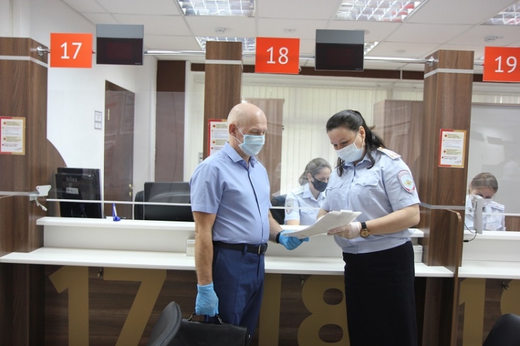 Член Общественного совета при УВД по ЗАО участвует в мероприятиях по посещению подразделений полиции