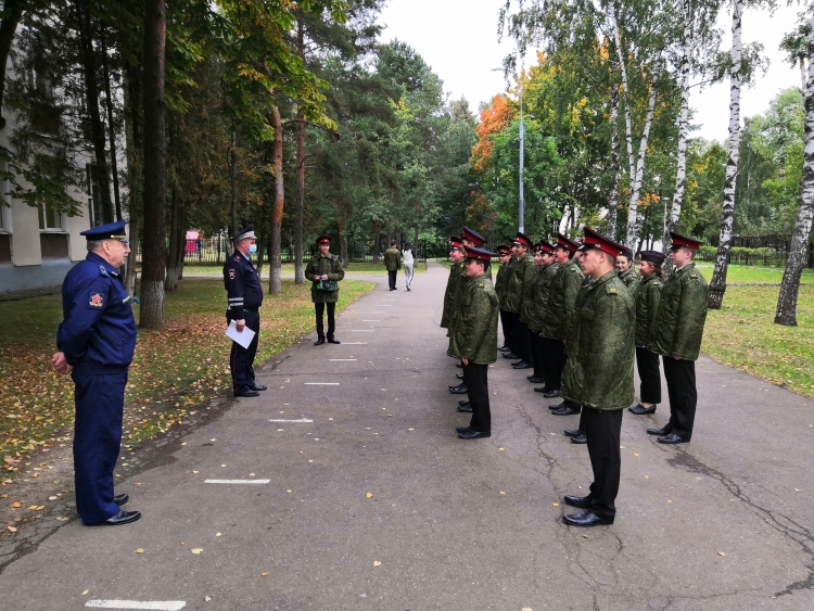 Сотрудники Госавтоинспекции по ЗАО провели «Урок безопасности» с кадетами школы №41