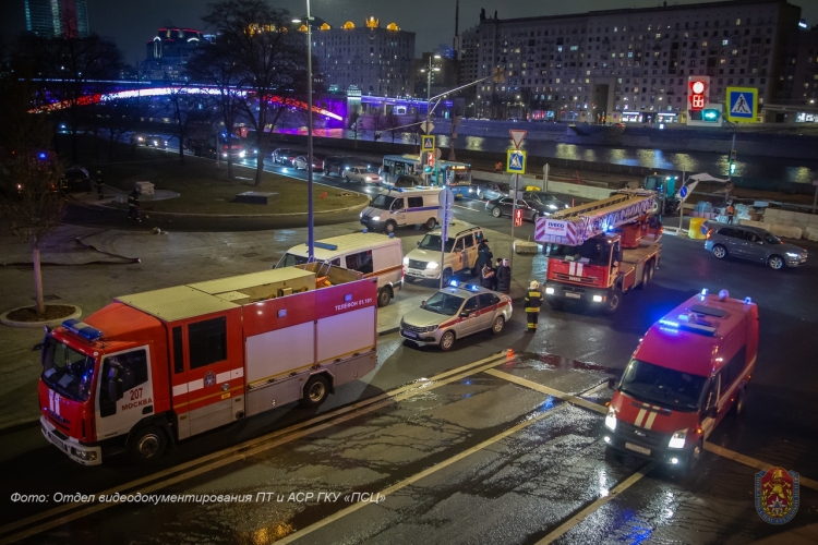 Прошедшие выходные для пожарных и спасателей Западного округа выдались по-настоящему «горячими»