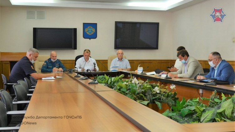 В Западном округе столицы прошло внеочередное заседание КЧС