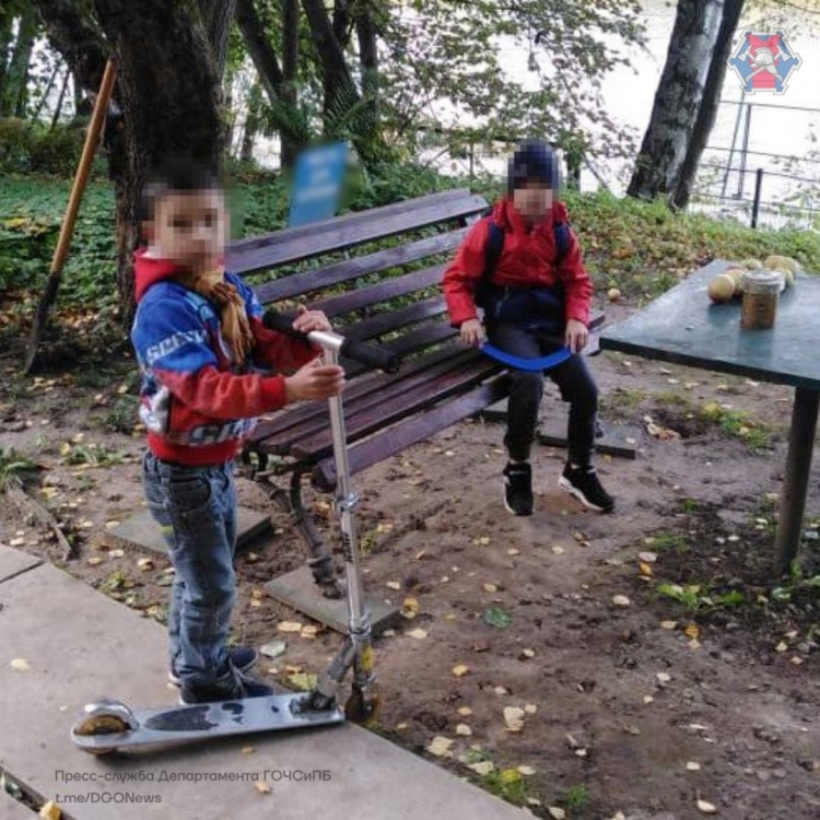 Водные спасатели Москвы помогли неожиданным гостям