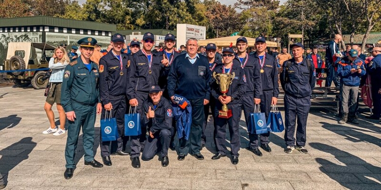Сборная Москвы стала лучшей на чемпионате по многоборью среди спасателей