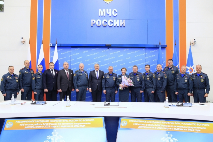 Подведены итоги деятельности МЧС России за 2021 год и обозначены приоритетные задачи на текущий период