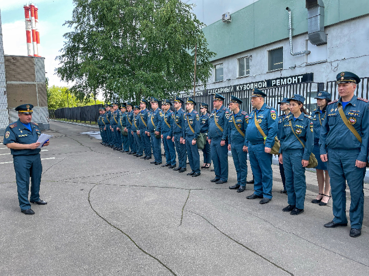 Присвоение очередных специальных званий начальствующему составу