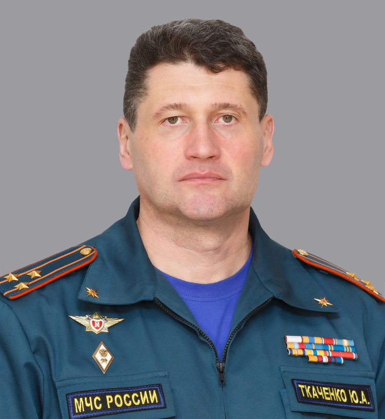 Поздравление врио начальника ГУ МЧС России по г. Москве с 95 годовщиной со Дня образования органов госпожнадзора