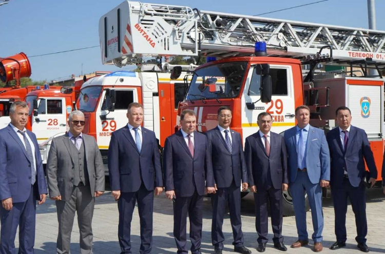 Иностранная делегация чрезвычайных ведомств оценила профессионализм пожарных и спасателей при ликвидации ДТП