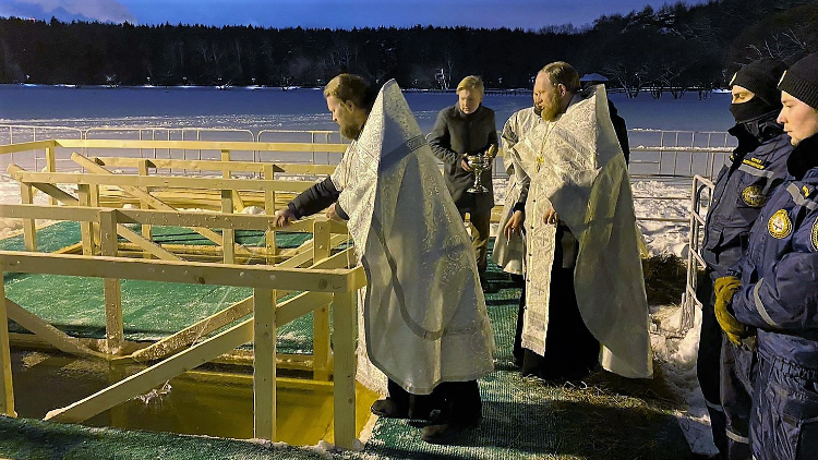 В Западном округе столицы идет подготовка к Крещенским купаниям
