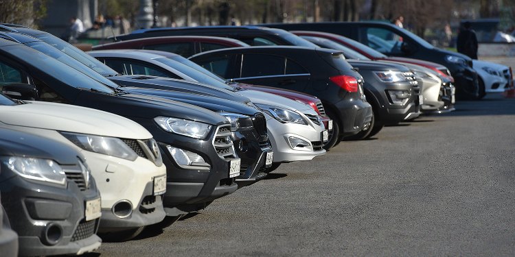 25 июня закончится срок продления абонементов на парковки со шлагбаумом