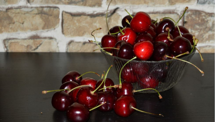 Закатать лето в банки. Топ-5 вкуснейших рецептов варенья из черешни