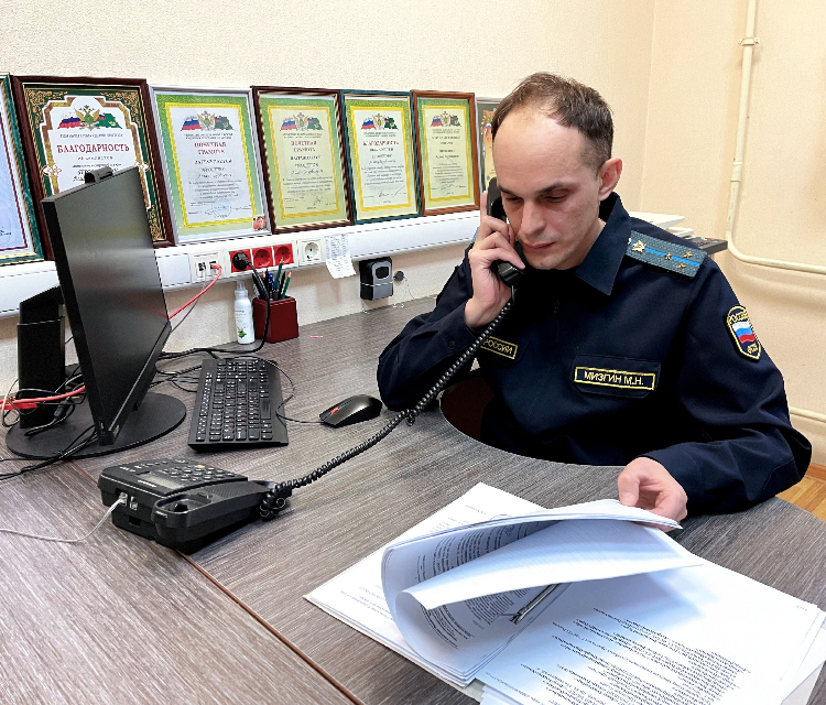 Судебные приставы помогли жителю Москвы получить зарплату